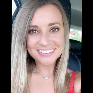 Meet your Posher, Bailey